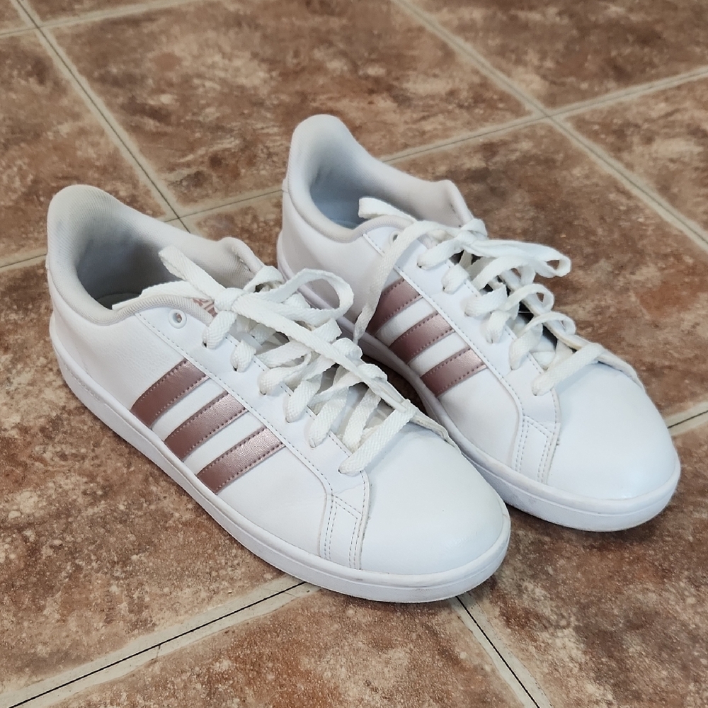 Adidas Court Sneakers